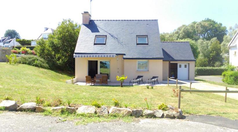 Maison à 20 mètre de la plage vue sur Mer - B&B Esquibien