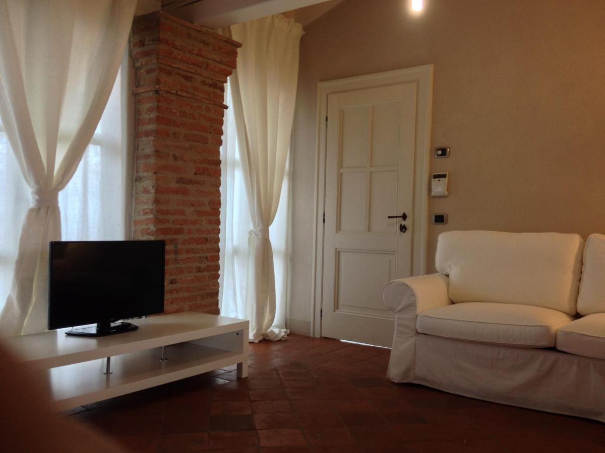 Two Connecting Double Rooms with Spa Bath