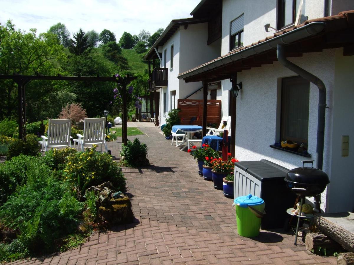 Ferienwohnung Haus Bonny, Bollendorf - B&B Bollendorf
