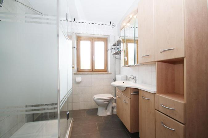 Apartment mit Balkon