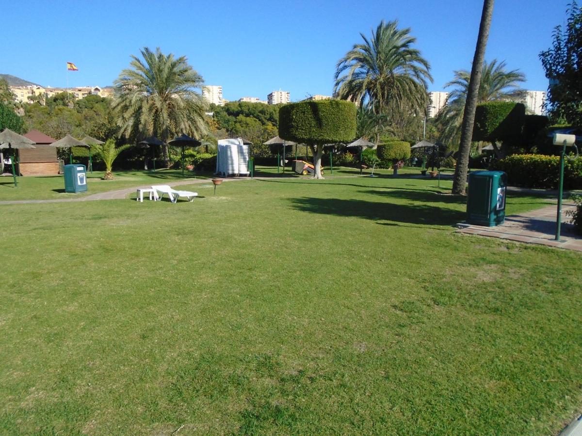 BENAL BEACH Superb Beach front 1 Bedroom Apartment, Sleeps 5 - B&B