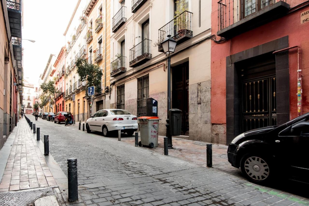 Experience Madrid from Elegant Penthouse Hideaway - B&B