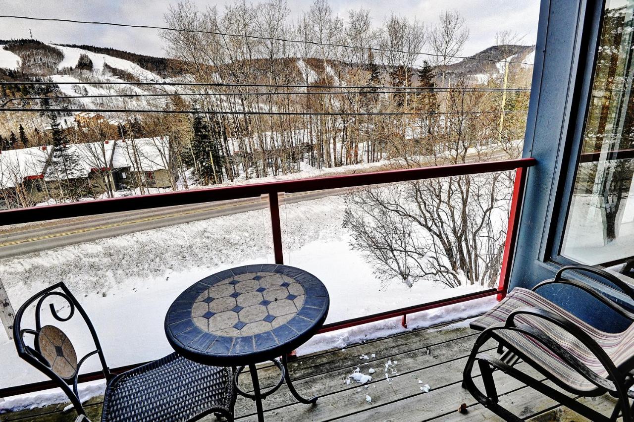 Condo 517 Chemin du Hibou by Les Chalets Alpins - B&B Stoneham