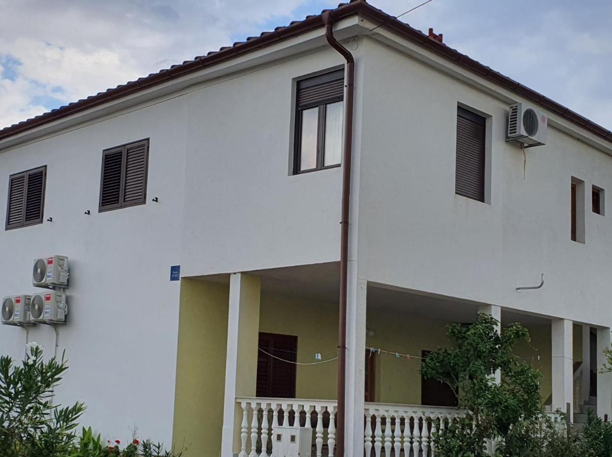 Holidey home Jukic k - B&B