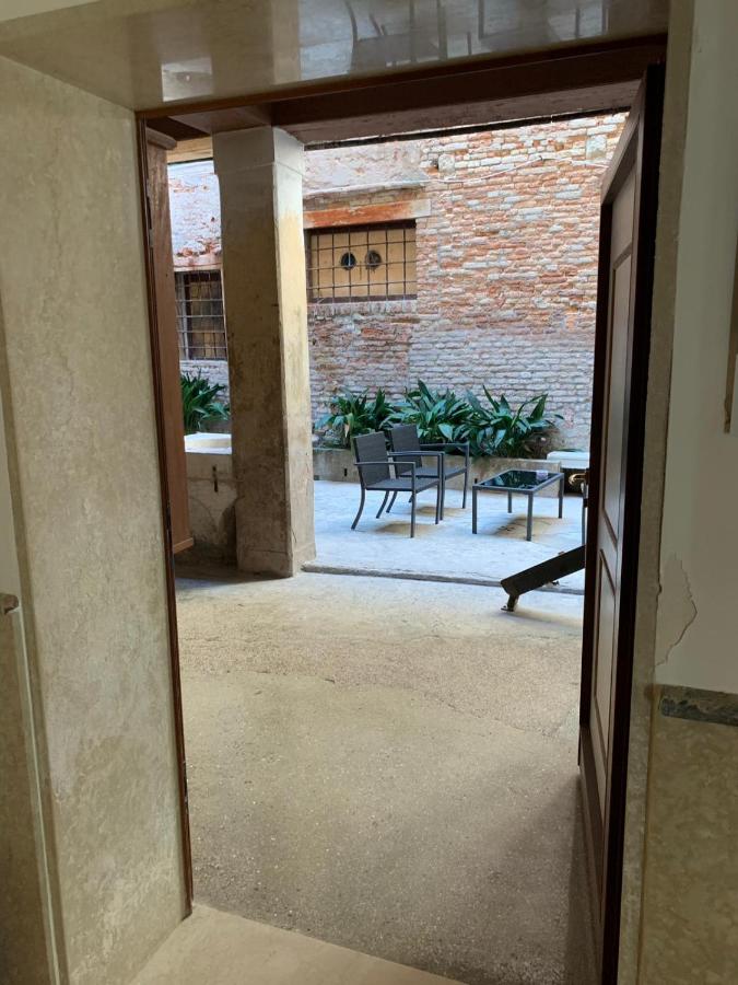 Luxury Apartment in San Marco with Canal View - Ferienwohnung Venedig