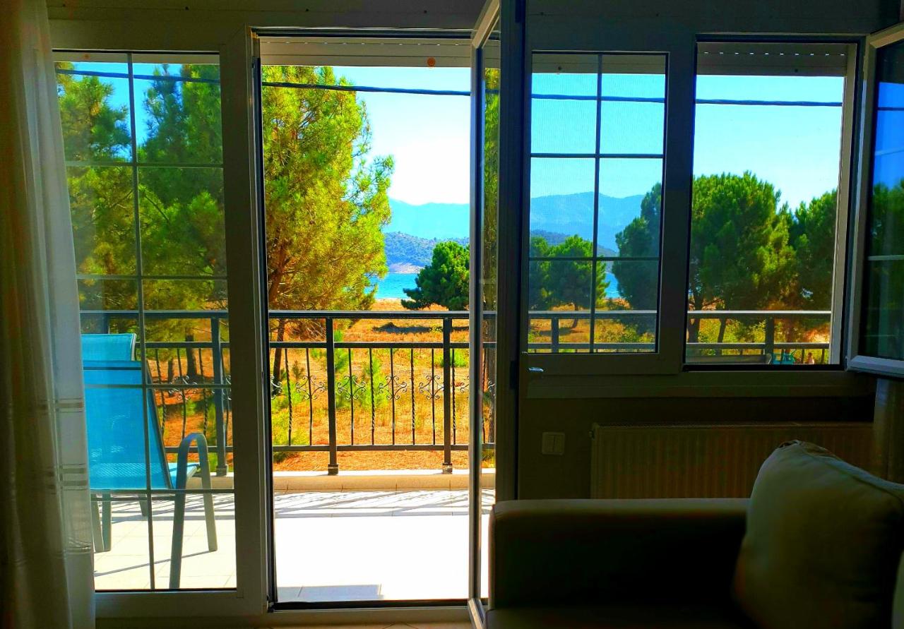 Ourania luxury apartment - Ferienwohnung Keramotí