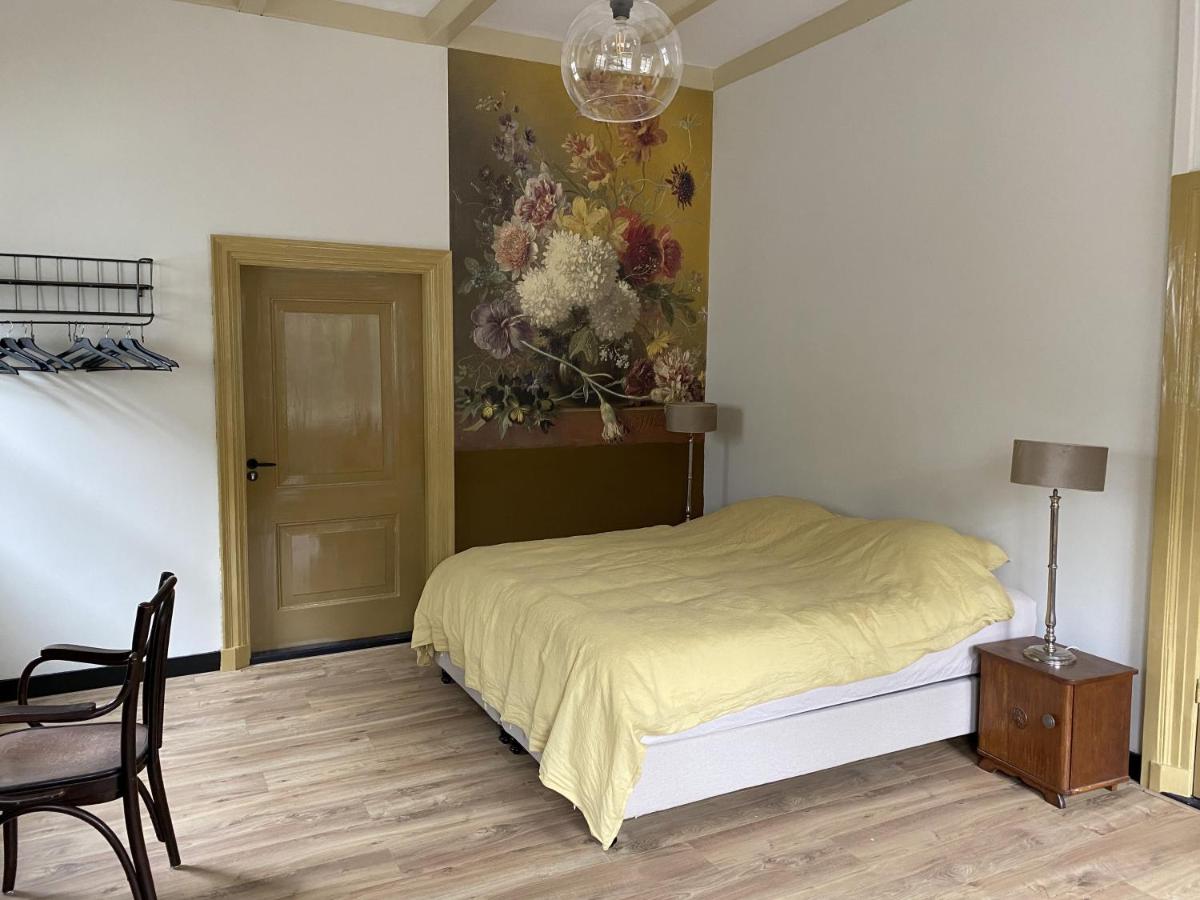 B&B Elst - Bed & Breakfast Bloemen Vertellen - Bed and Breakfast Elst