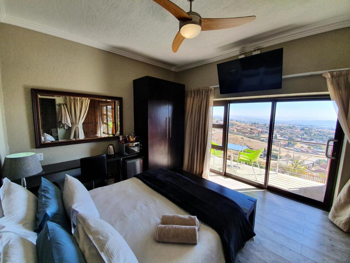 Chambre Lit Queen-Size avec Balcon