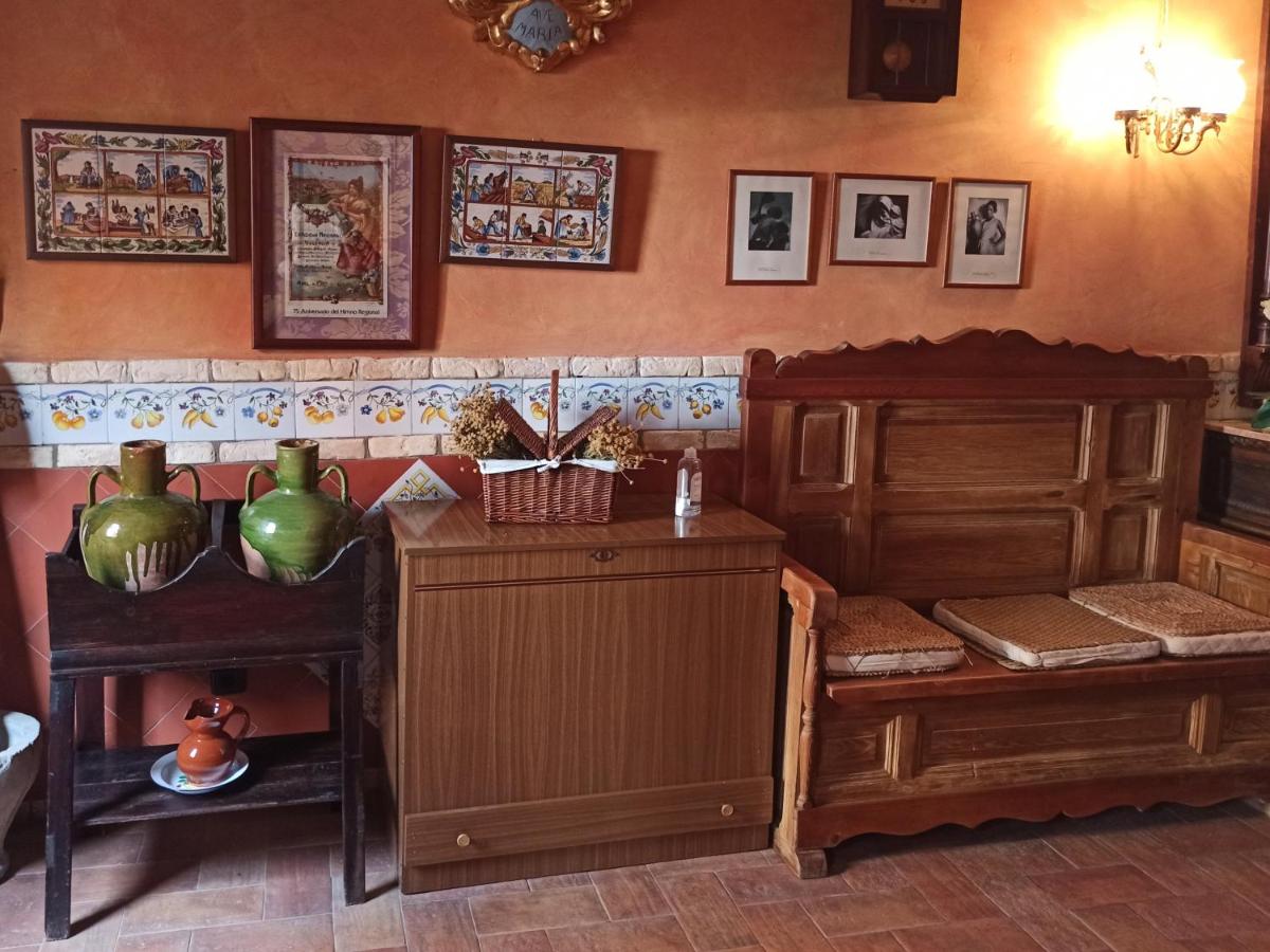 A la Sombra de la Torre - B&B Serra