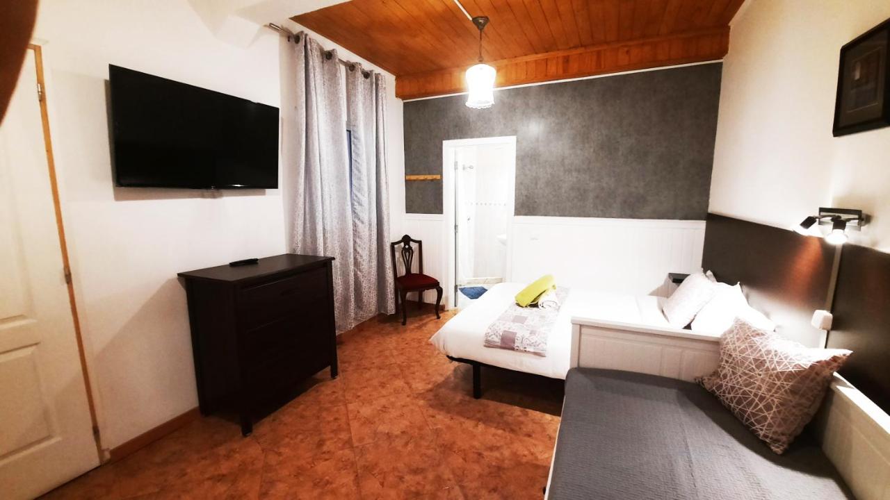 Hébergement Lits Jumeaux avec Salle de Bains Privative