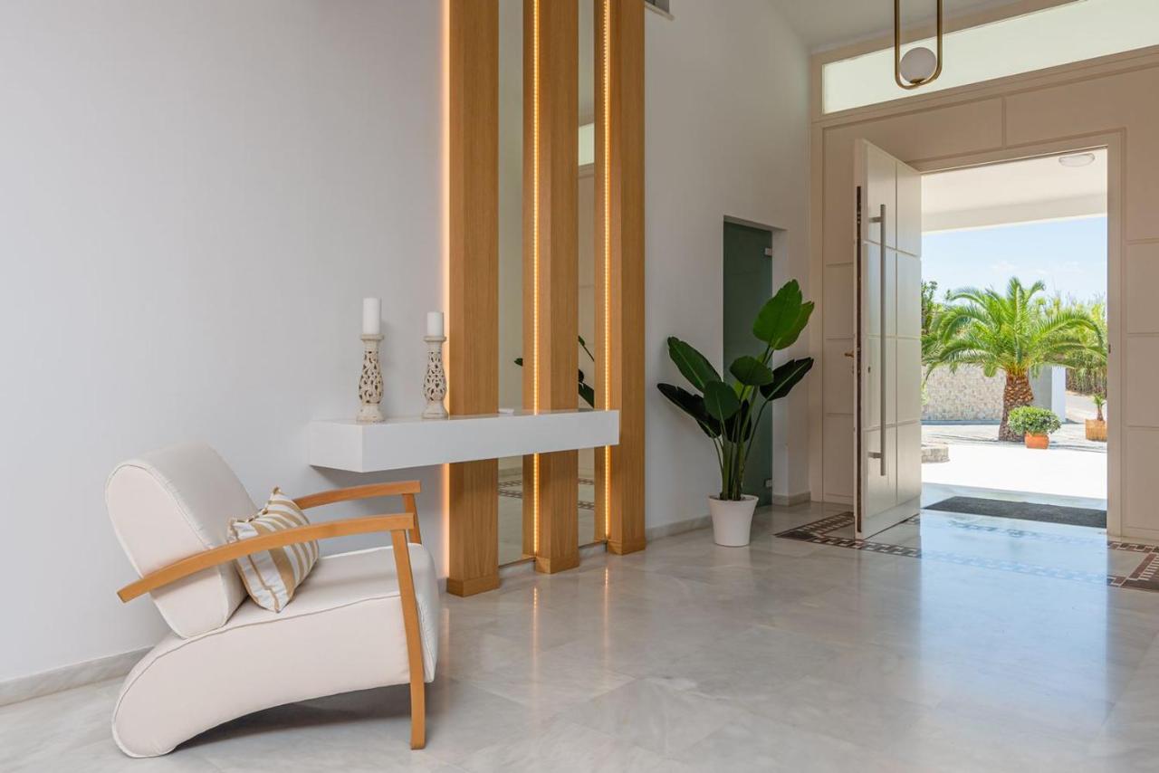 Giakoumakis Luxury-Private Villa - B&B