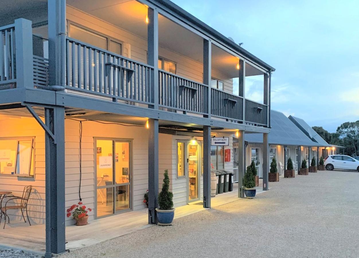 Collingwood Park Motel - B&B