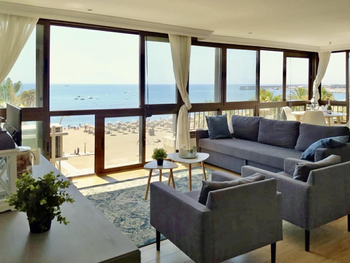 Primera Línea de playa en la Malagueta - B&B Málaga