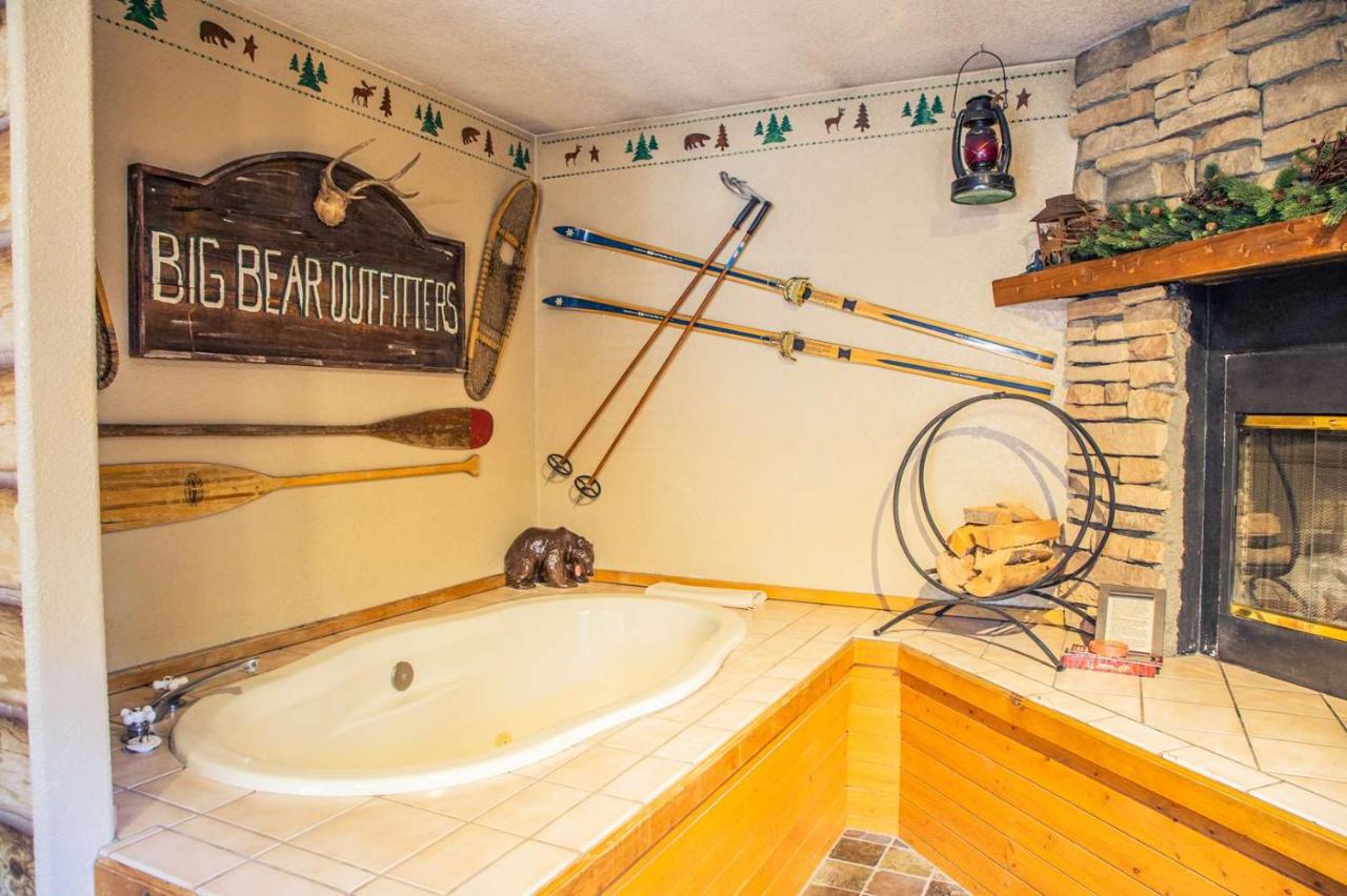 Studio with Spa Bath