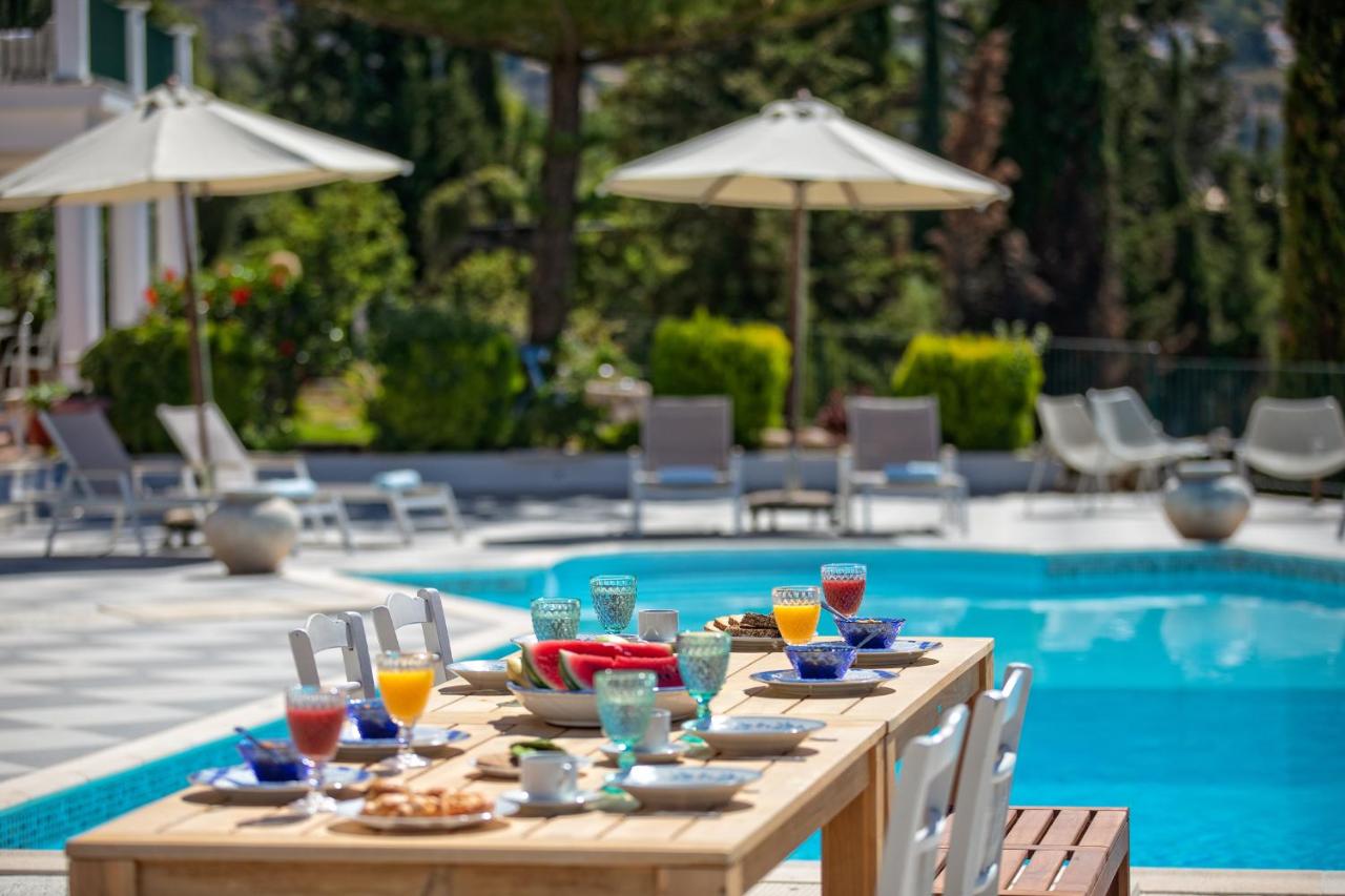 Garbis Villas & Apartments - Chambres d’hôtes