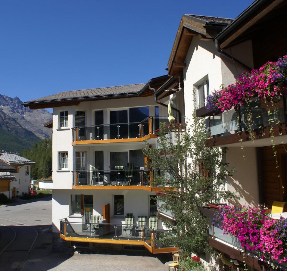 B&B Saas-Almagell - Apartments Alpenrose - Bed and Breakfast Saas-Almagell