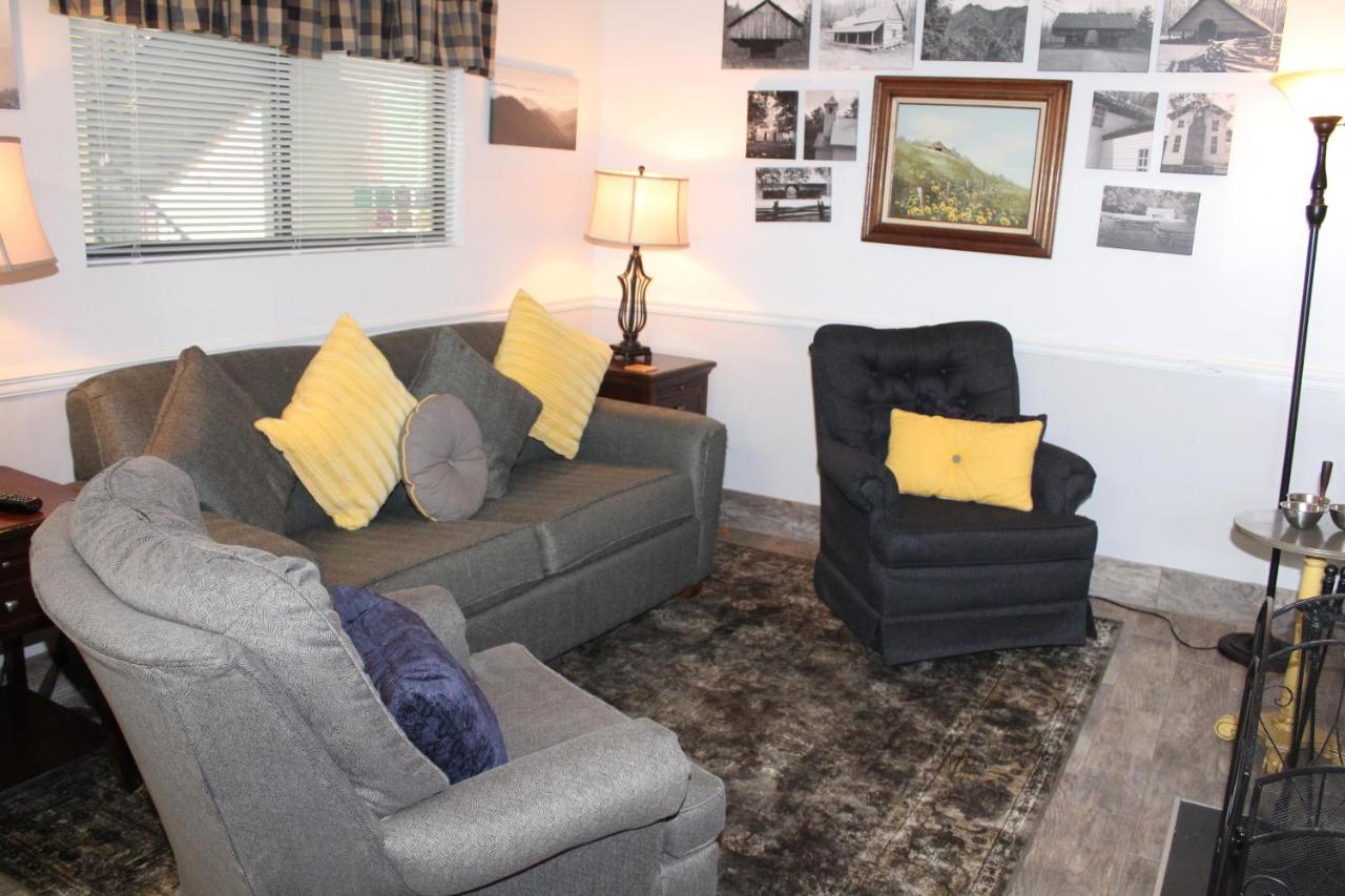 Oak Square 210 - B&B Gatlinburg