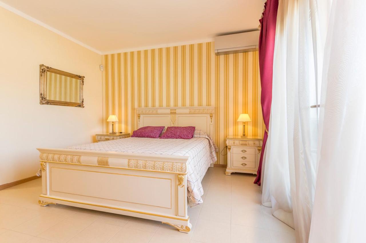 Benal Beach Studio - Self Check-In - Steps from Benalmádena Costa Beach - Chambres d'hôtes Benalmádena