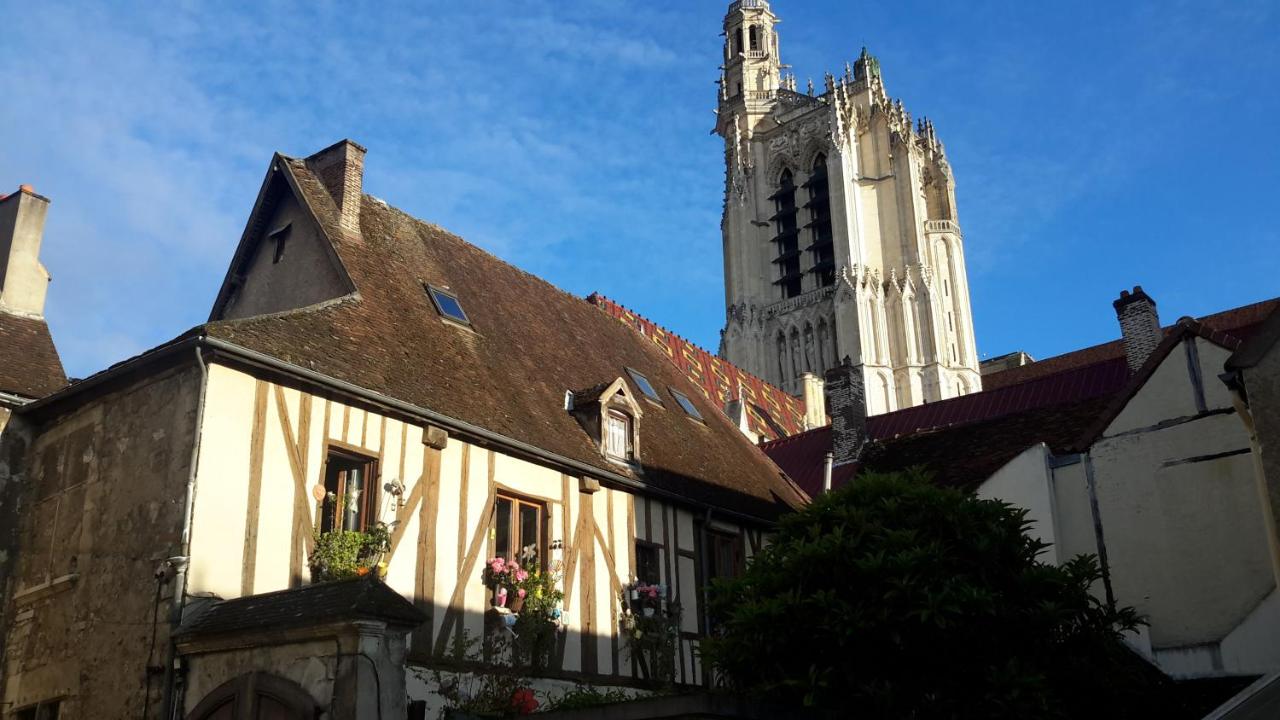 le logis de Lancelot Elegant home City Center - Chambres d’hôtes Sens