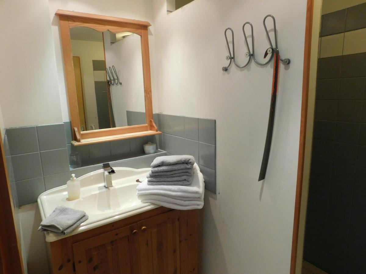 Deluxe Double Room (2 Adults + 1 Child)