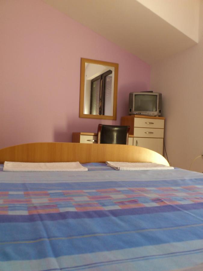 Doppelzimmer mit Balkon