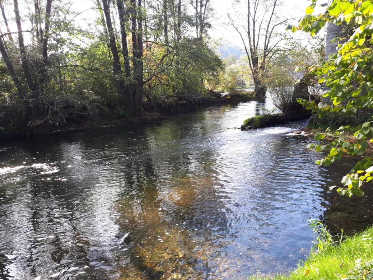 Holiday Home by the River Krka - B&B Krška Vas