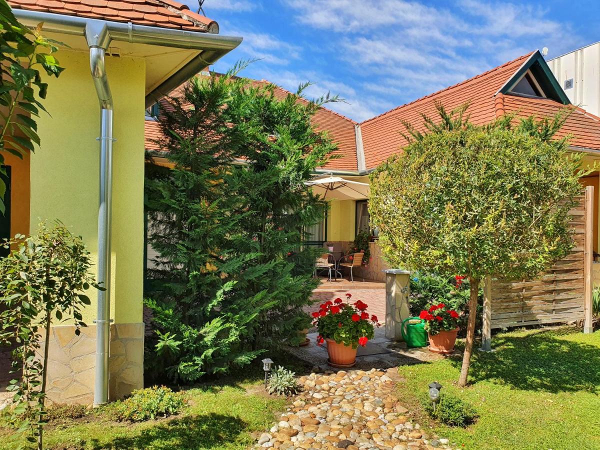 B&B Esztergom - Gardenia Apartman - Bed and Breakfast Esztergom