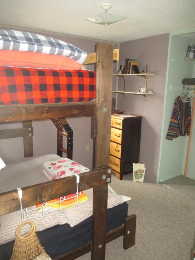 B&B Whitehorse - Nice Bunk Bed - Bed and Breakfast Whitehorse