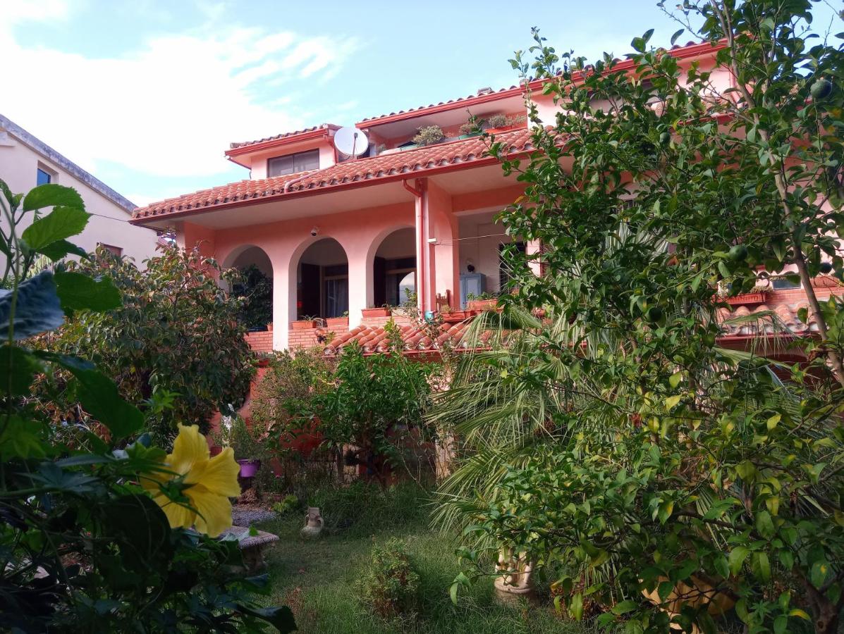 Villa Corrias - Chambres d’hôtes