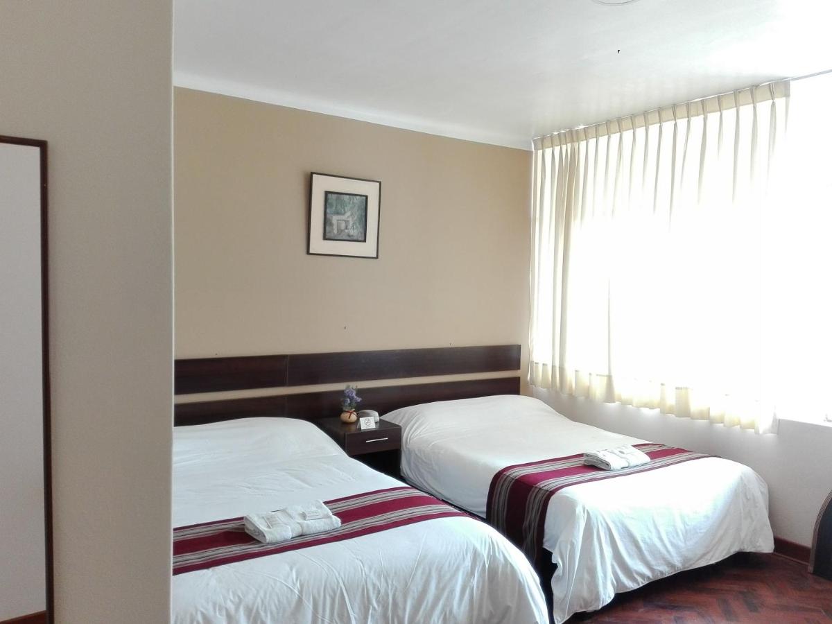 Twin Room with Private Bathroom