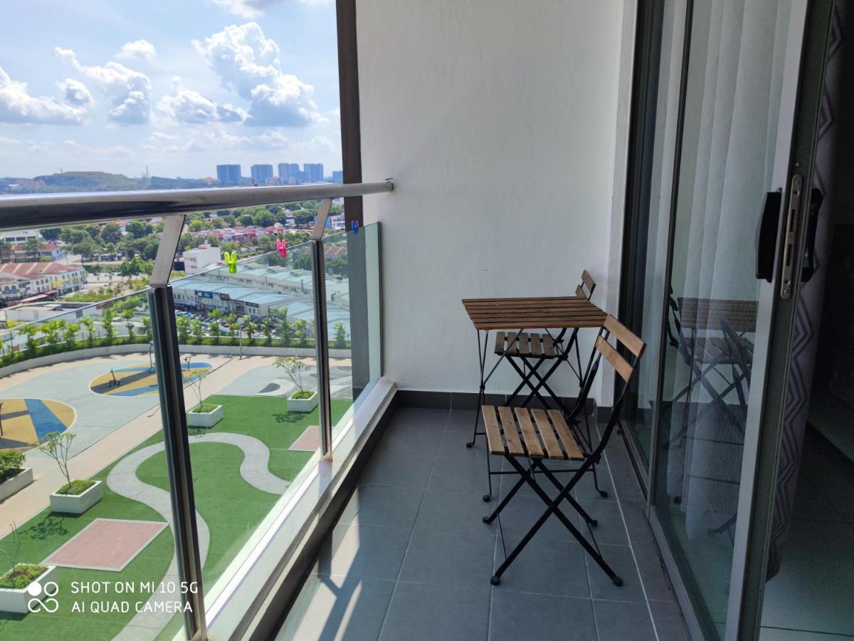 Bayu Bangi EVO Soho Suites - B&B