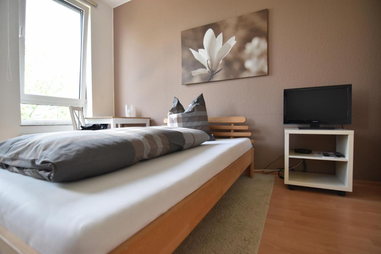 B&B Chorweiler - Work and Stay Apartment Cologne- Fühlinger See - Bed and Breakfast Chorweiler