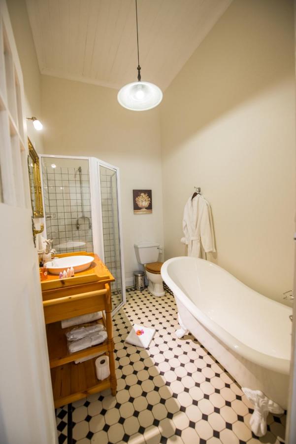 Camera Matrimoniale/Doppia con Letti Singoli