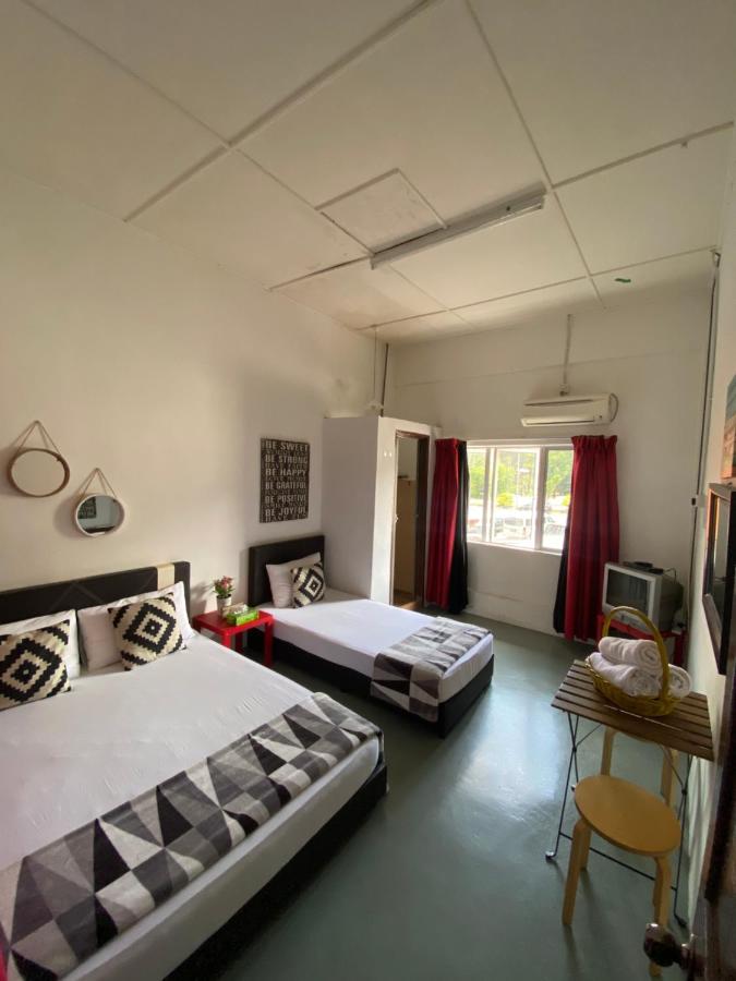 B&B Port Dickson - Motel Pantai Cahaya - Bed and Breakfast Port Dickson