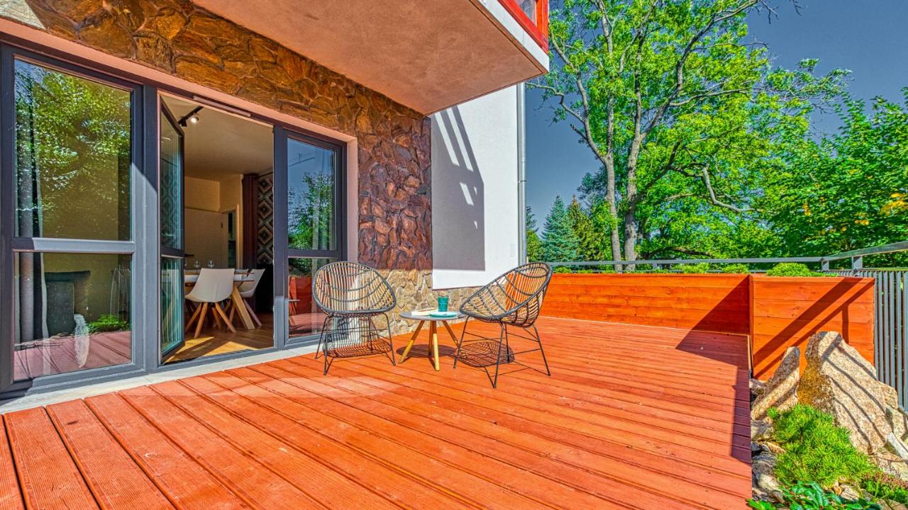 Apartament Garden z Sauną Holiday Mountain Residence - 5D Apartamenty - Chambres d'hôtes Świeradów-Zdrój