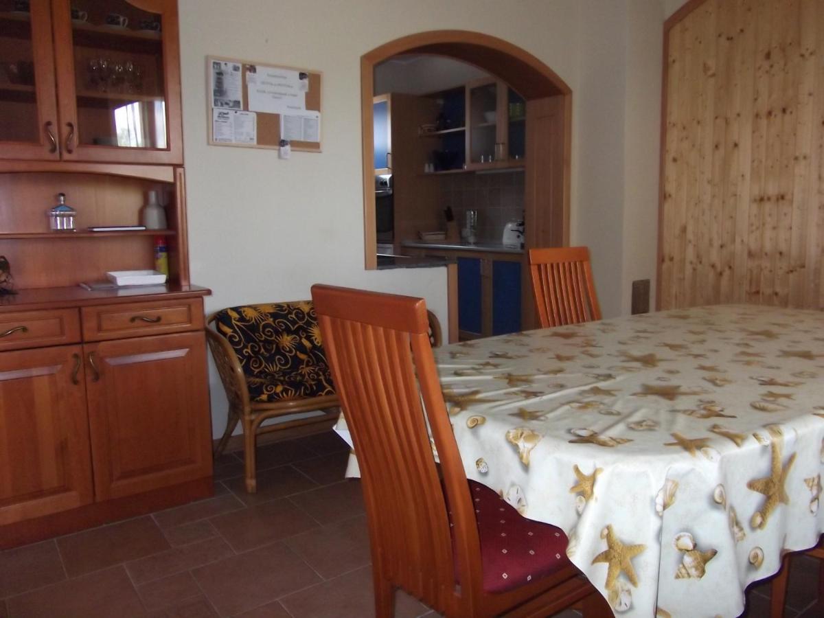 Appartamento con 2 Camere da Letto e Terrazza 