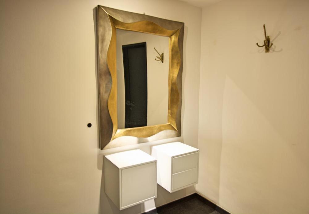 Antwerp Hideaway, outside of low emission zone - B&B