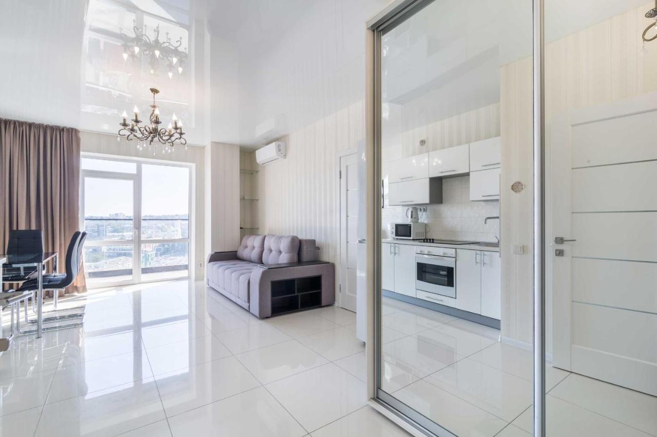 Lux Most City Area, Panoramic city View - Chambres d’hôtes Dnipro