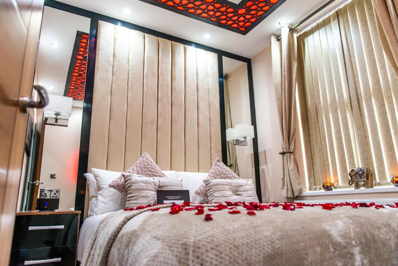 Aphrodite Suites - B&B Bradford