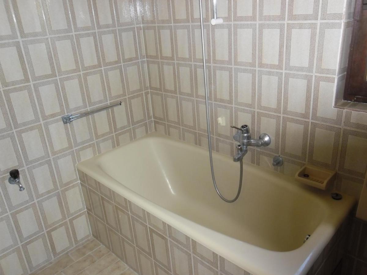 Rooms and Apartments Kurtović - B&B