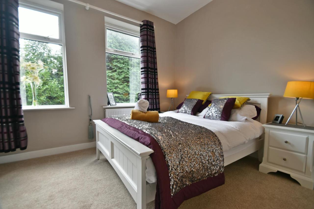 Montrose Heights - 4Bed - 4Bath - Central Burnley - Ferienwohnung