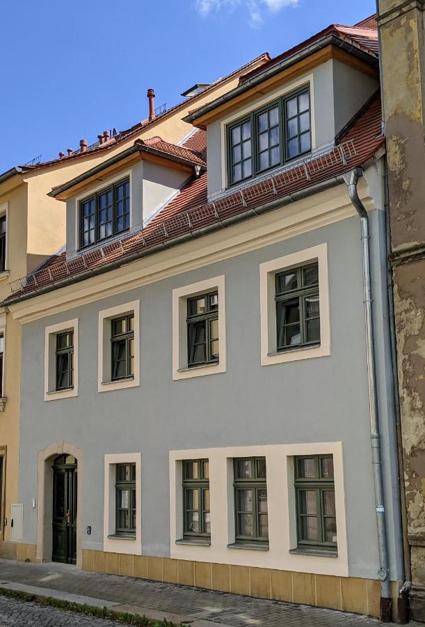 B&B Zittau - Gut schlafen in der Innenstadt von Zittau - Ferienwohnungen IO19 - Bed and Breakfast Zittau