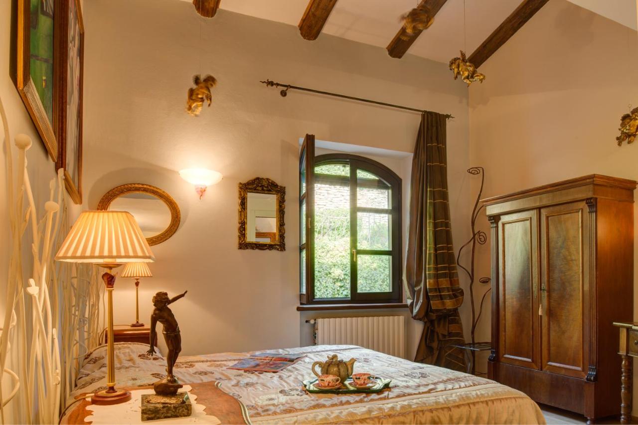 Large Double or Twin Room