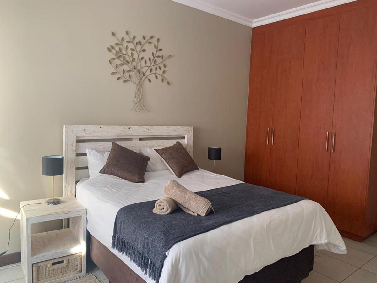 Camera Matrimoniale/Doppia con Letti Singoli