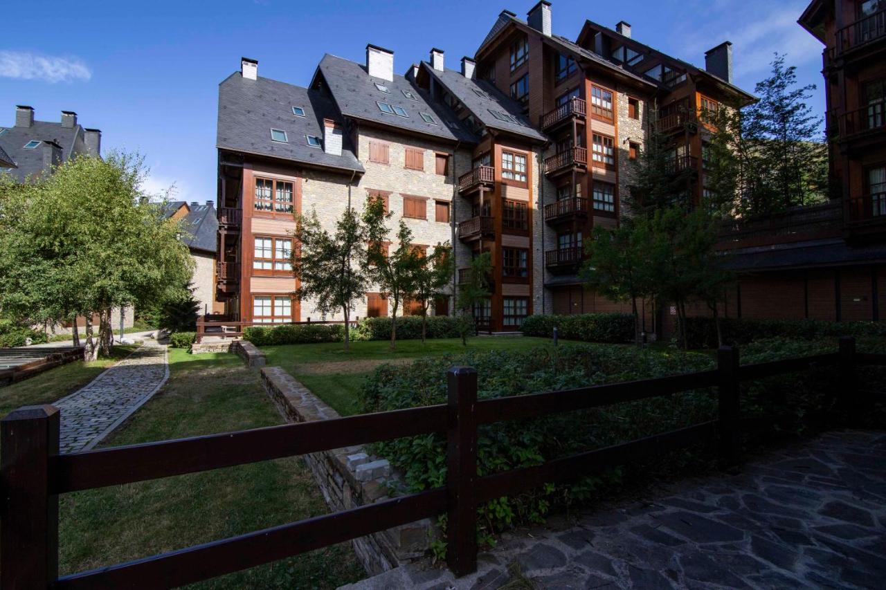 MONTOLIU de Alma de Nieve - Ferienwohnung Baqueira-Beret