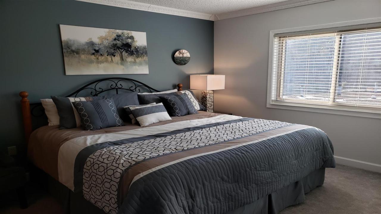 Gatlinburg Chateau Condo 309 - B&B