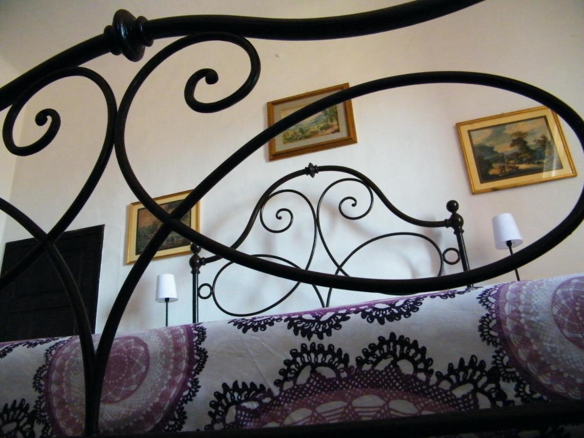 B&B Montefollonico - B&B Il Glicine - Bed and Breakfast Montefollonico