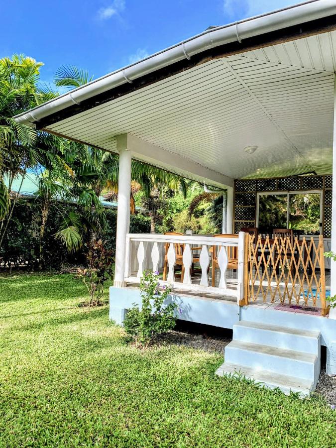 TAHITI - Fare Mitinui Surf Break - B&B Mahina