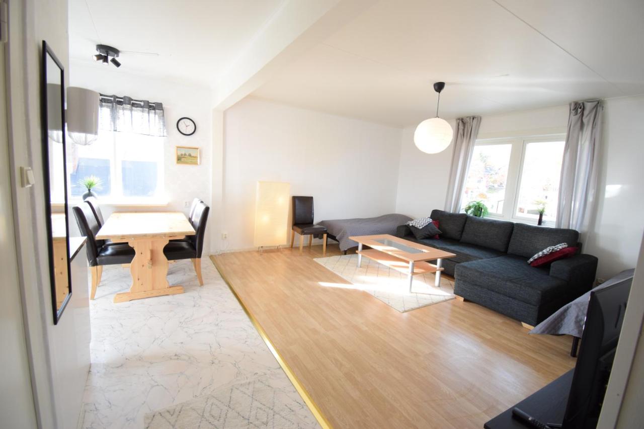 B&B Kiruna - Big Apartment in central Kiruna 6 - Bed and Breakfast Kiruna