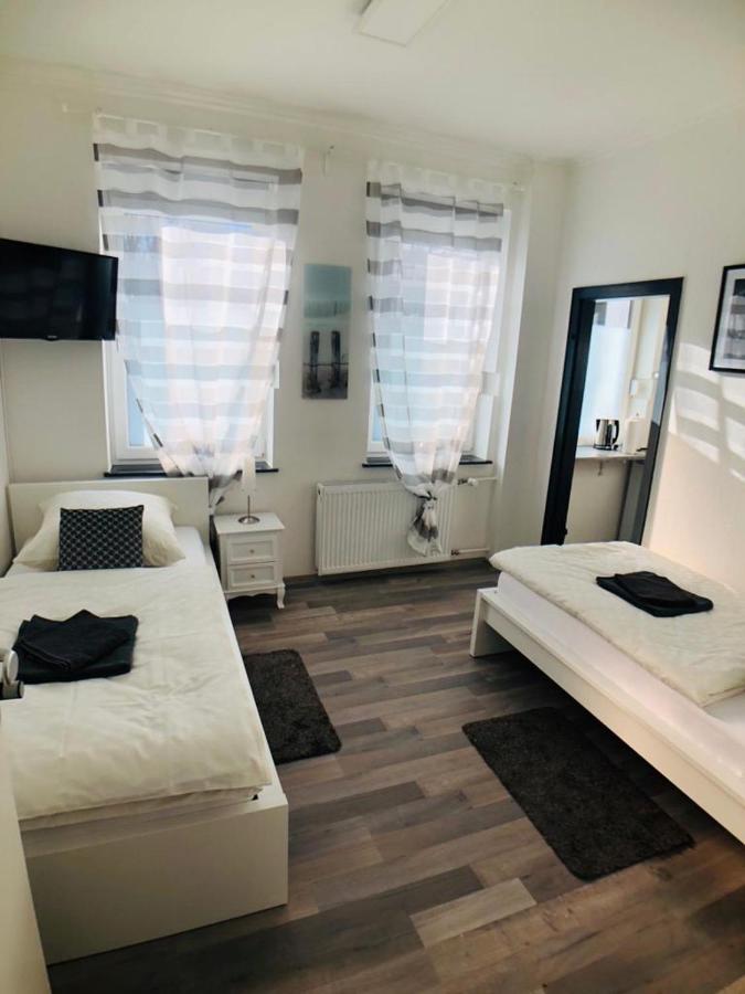 Twin Apartment with kitchen